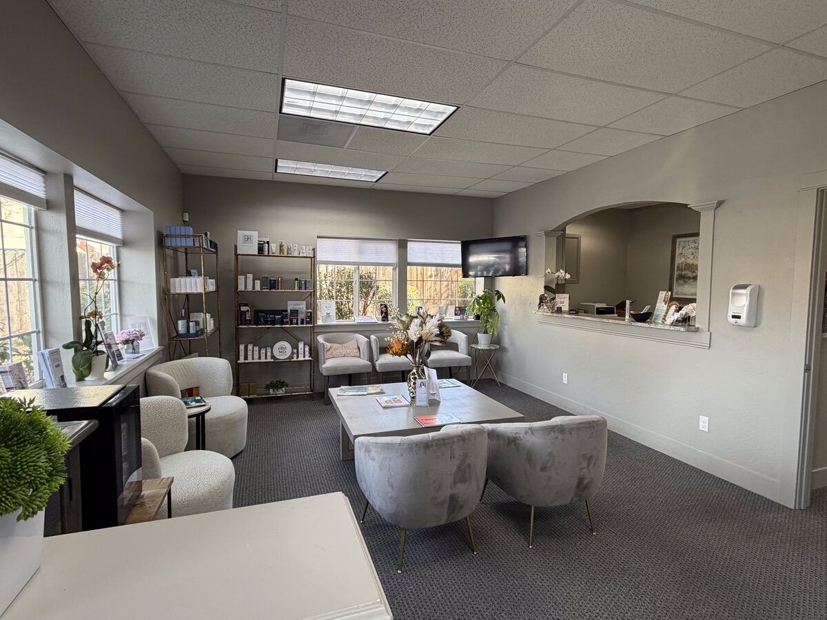Summit Aesthetics lounge